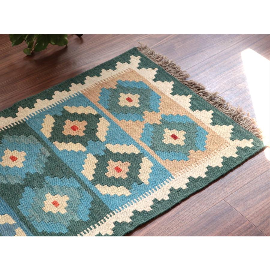 カシュカイキリム シラーズ産 91x59cm イランの手織りラグ |  | 02