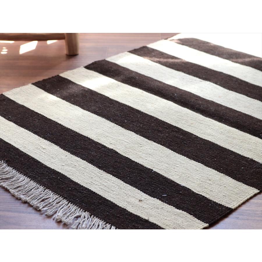 カシュカイキリム シラーズ産 93x69cm イランの手織りラグ |  | 02