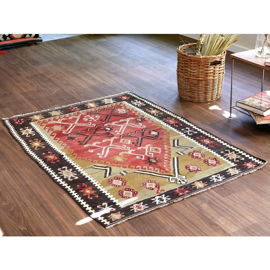 【公式】 オールドキリム・コンヤオブルック　チェイレキ 137x100cm 赤いミフラープ 【UOI2734121704】(96800円)