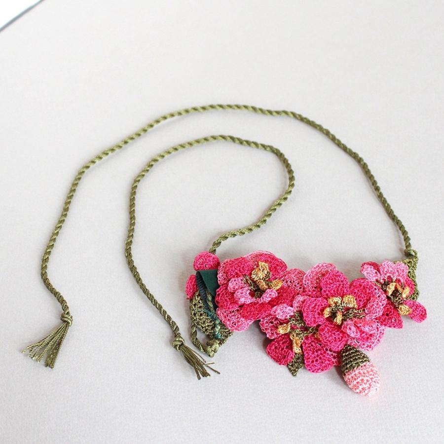 ハンドメイドレースフラワー ボタニカルネックレス大輪のバラ オヤモチーフ | ブランド登録なし | 01