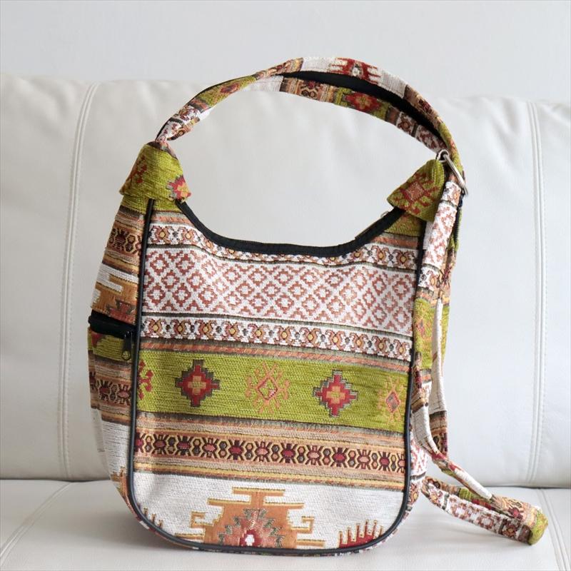 ショルダーバッグ　変形タイプ　トルコ製ベレケット　イエシル　アイボリー | ブランド登録なし