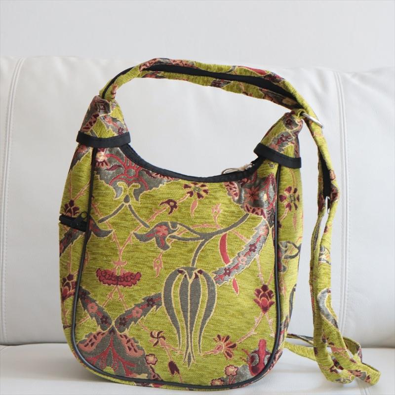 ショルダーバッグ　変形タイプ　トルコ製ヴァレンス イエシル | ブランド登録なし