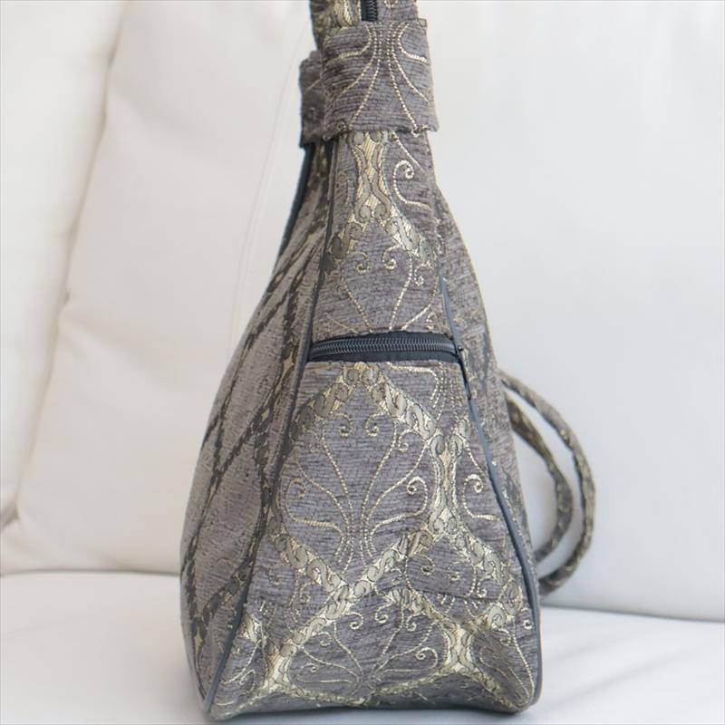 ショルダーバッグ　変形タイプ　トルコ製クレスト　グレー | ブランド登録なし | 01