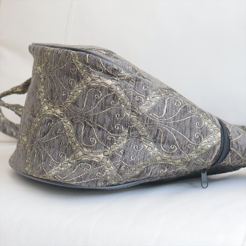 ショルダーバッグ　変形タイプ　トルコ製クレスト　グレー | ブランド登録なし | 02