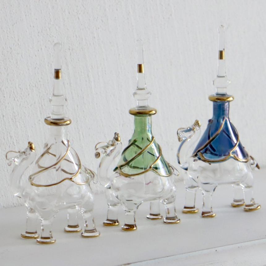 エジプト香水瓶 ラクダ 3頭セット クリア グリーン ブルー
