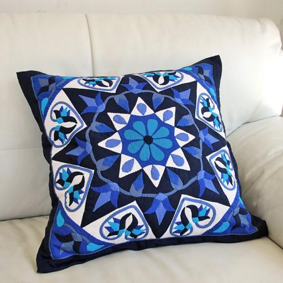 ハンドアップリケ コットンクッションカバー ハーヤ メーヤーKheyamiaー48x49cm | ブランド登録なし