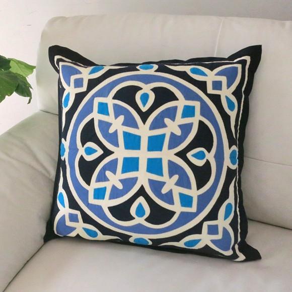 エジプト ハーヤメーヤ57x56cmイスラミックデザインが美しいエジプトの手仕事 クッションカバー | ブランド登録なし