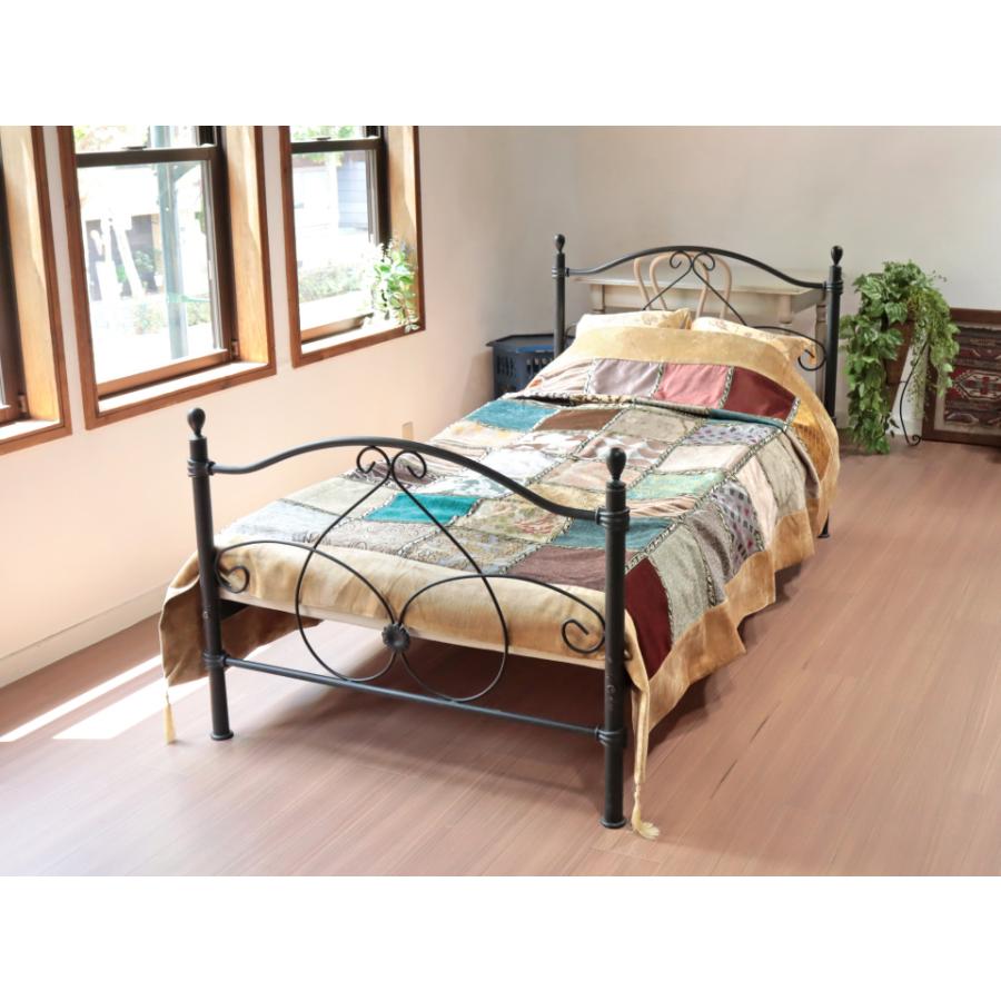 ベッドカバー ベッドスプレッド シングルサイズ パッチワーク