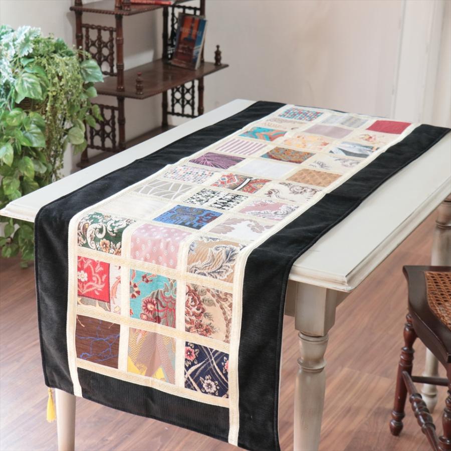 テーブルランナー　モザイクパッチワーク 142x50cmサイズ シュニール素材 | 