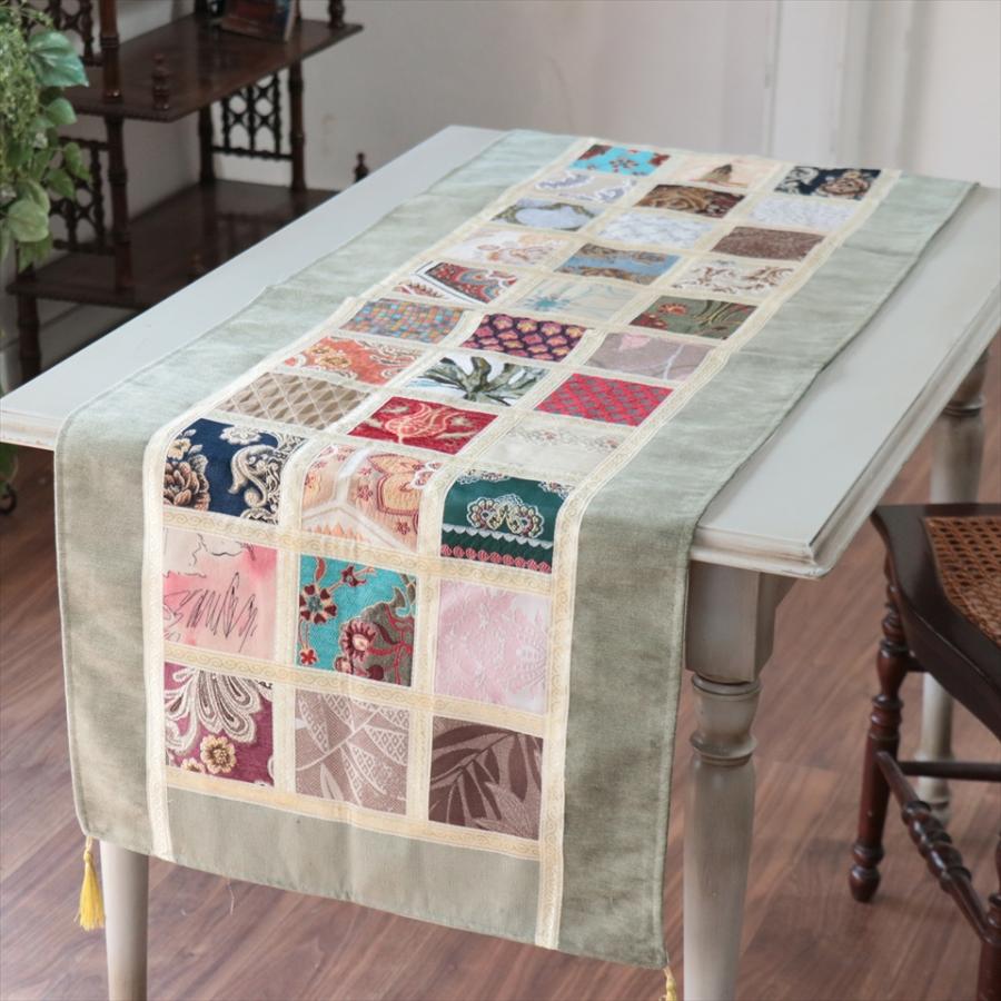 テーブルランナー　モザイクパッチワーク 142x50cmサイズ シュニール素材 | 