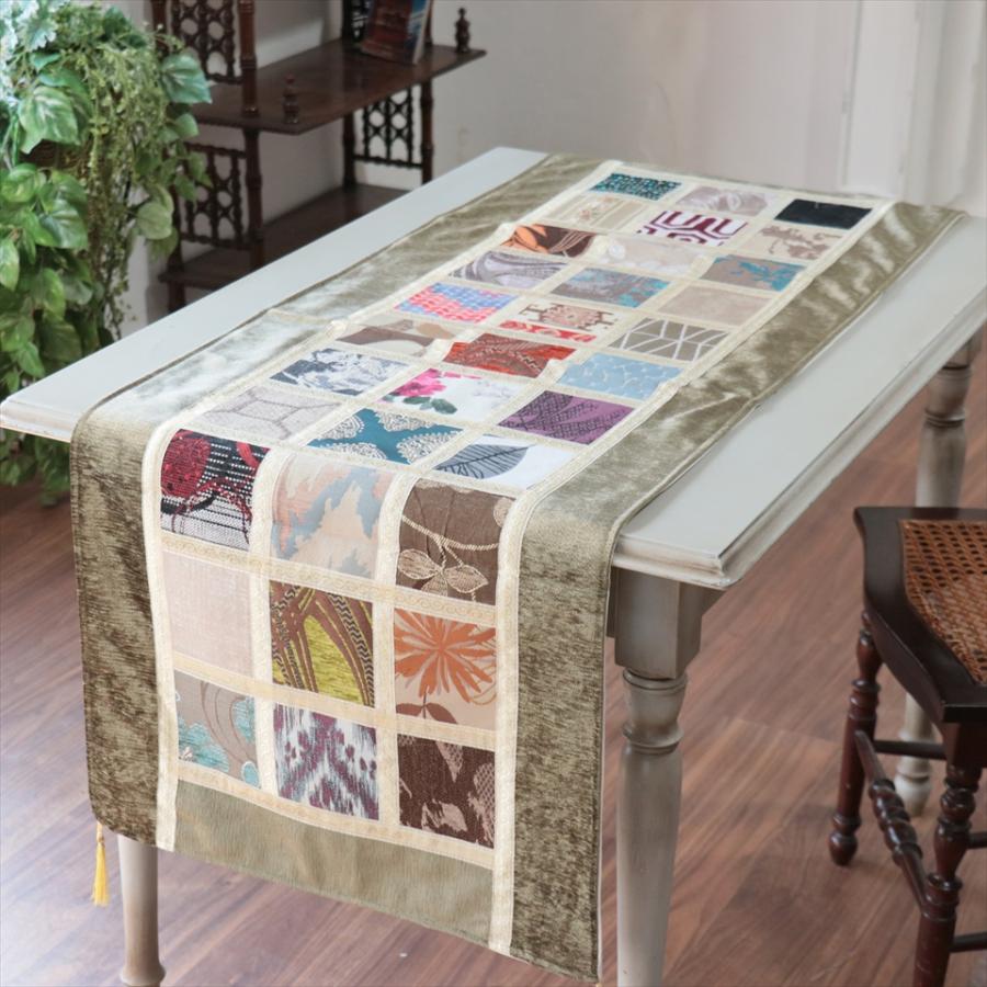 テーブルランナー　モザイクパッチワーク 142x50cmサイズ シュニール素材 | 