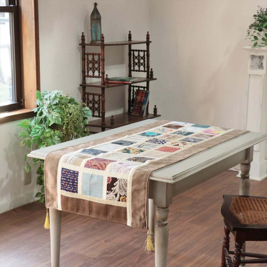 テーブルランナー　モザイクパッチワーク 142x50cmサイズ シュニール素材 |  | 01