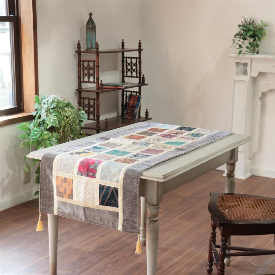 テーブルランナー　モザイクパッチワーク 142x50cmサイズ シュニール素材 |  | 01