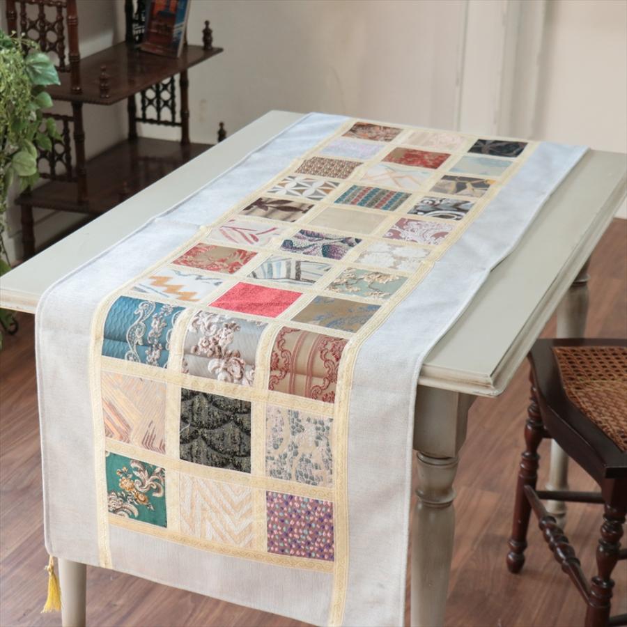 テーブルランナー　モザイクパッチワーク 142x50cmサイズ シュニール素材 | 