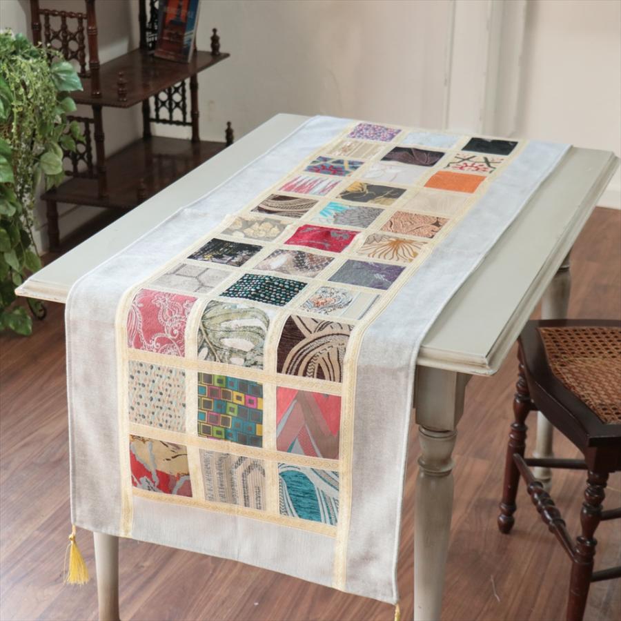 テーブルランナー　モザイクパッチワーク 142x50cmサイズ シュニール素材 | 