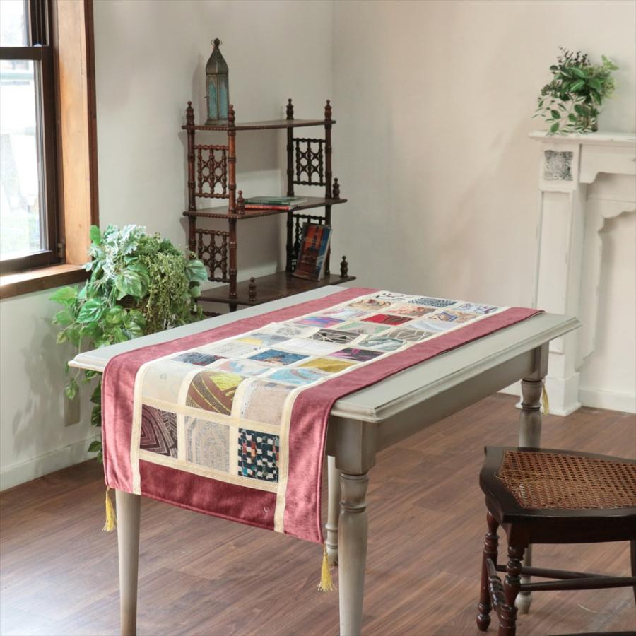 テーブルランナー　モザイクパッチワーク 142x50cmサイズ シュニール素材 |  | 01
