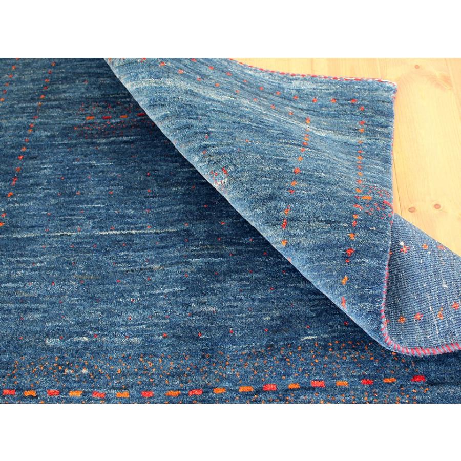 ギャッベ/ カシュカイ族の手織りラグ アクセントラグサイズ136×88cmブルーグラデーション ドットデザイン | ブランド登録なし | 04