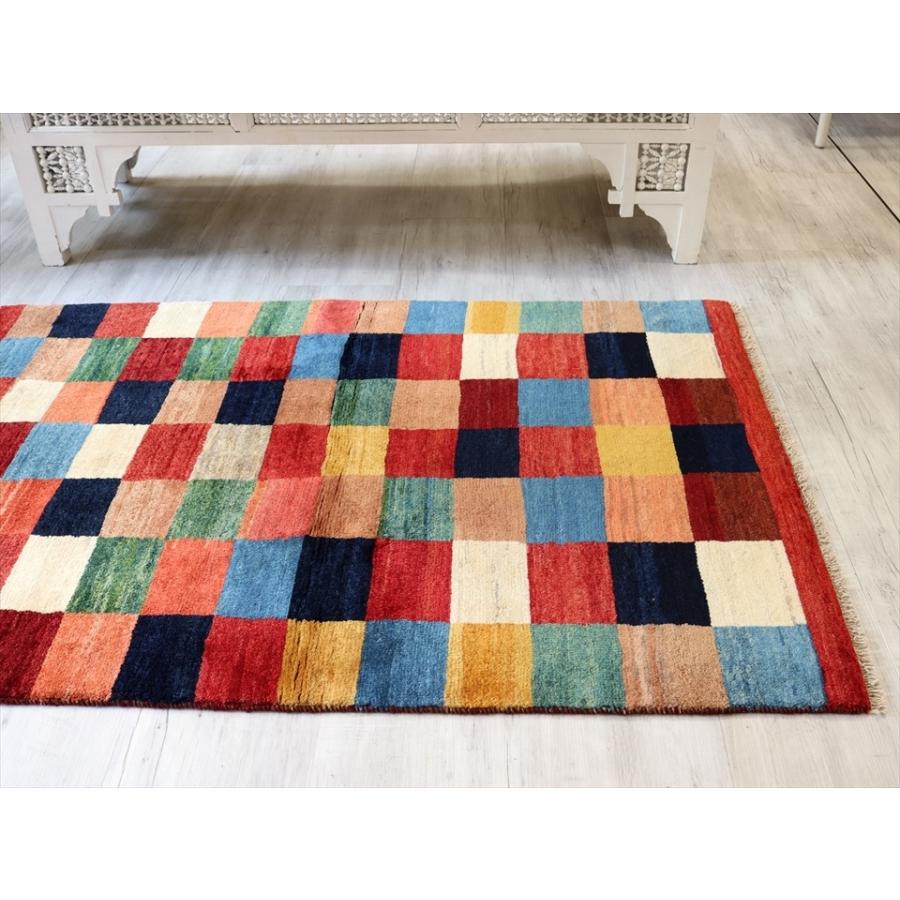 ギャッベ　スタンダードな織り　Ｎｏｍａｄ/ノマド　アクセントラグサイズ142x98cm カラフルタイル　レッドライン | ブランド登録なし | 02