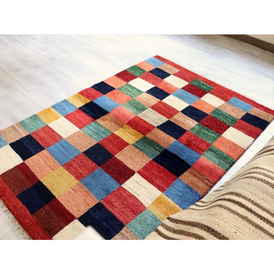 ギャッベ　スタンダードな織り　Ｎｏｍａｄ/ノマド　アクセントラグサイズ142x98cm カラフルタイル　レッドライン | ブランド登録なし | 04