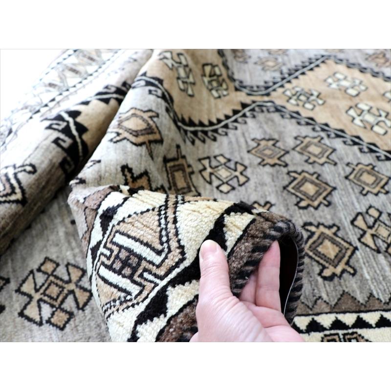 トライバルラグ・ヴィンテージ/カシュカイ族の手織りラグ 245x138cm 