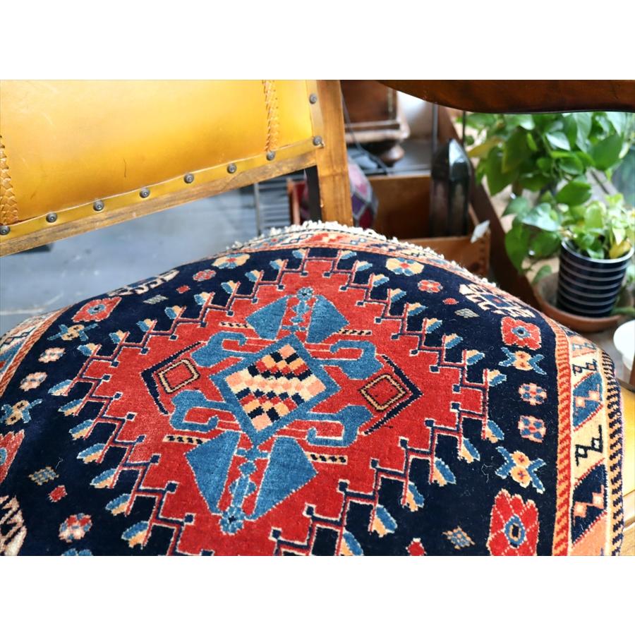 ギャッベ ウールの手織りマット50x51cm ネイビー＆レッド 青のひし形メダリオン/カシュクーリ OUTLET 一部キズあり | ブランド登録なし | 06