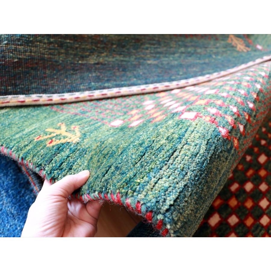 ギャッベ バナフシェ Gabbeh Banafsheh 165x92cm 明るいグリーン　小さな四角の抽象的なデザイン | ブランド登録なし | 05