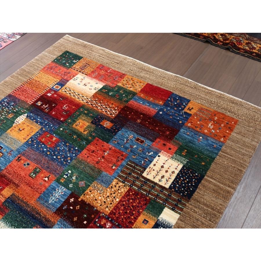 ギャッベ　緻密な織り　ノウバフト 192x148cm モザイクタイル　ベージュの縁 | ブランド登録なし | 05