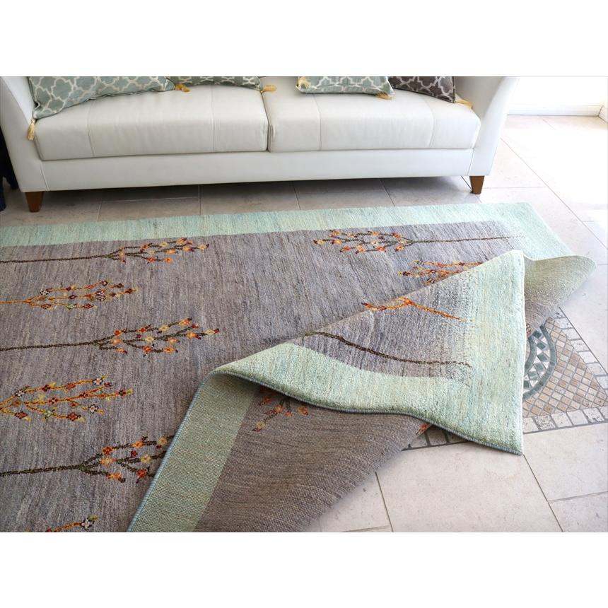 ギャッベ Gabbeh  238x176cm アマレ Amaleh 花が咲く樹 グレー＆淡いグリーン　 | ブランド登録なし | 11