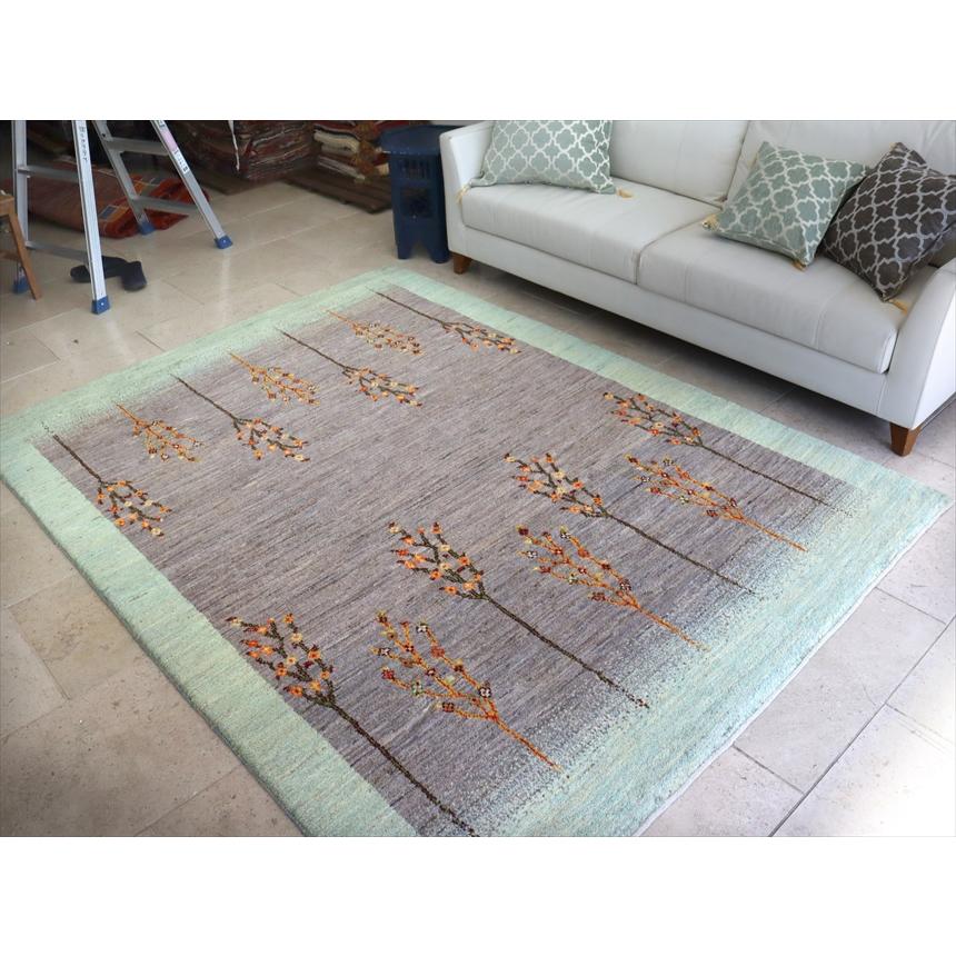 ギャッベ Gabbeh  238x176cm アマレ Amaleh 花が咲く樹 グレー＆淡いグリーン　 | ブランド登録なし | 02