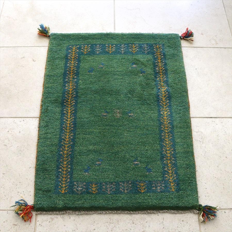 カシュカイ族の手織りラグ ギャッベ 88x65cm グリーン 生命の樹 | ブランド登録なし
