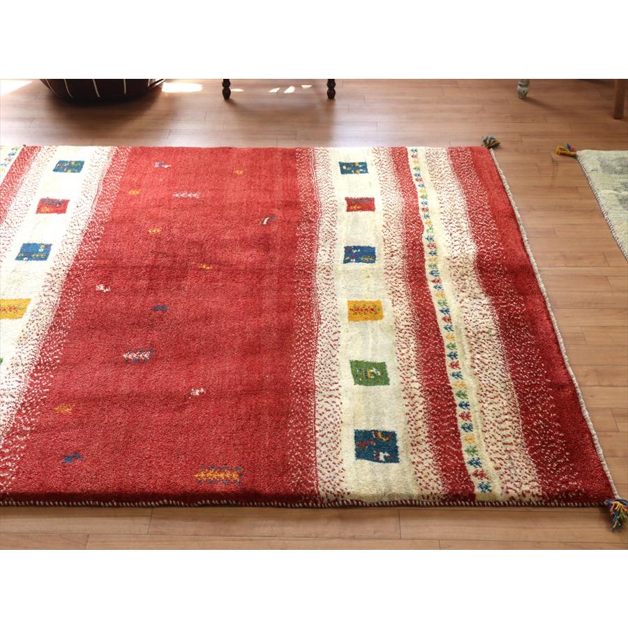 ギャッベ カシュカイ族の手織りラグ 189x154cm レッド&アイボリー | ブランド登録なし | 02