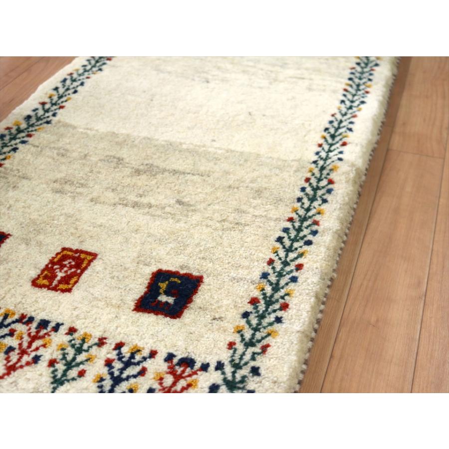 イランの手織りラグ ギャッベ 143×51cm ナチュラルアイボリー |  | 06