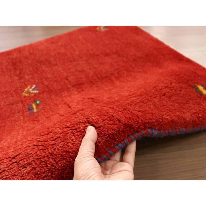 ギャベ イラン製手織りラグ 玄関マット 88x62cm 明るいレッド 無地 | ブランド登録なし | 04