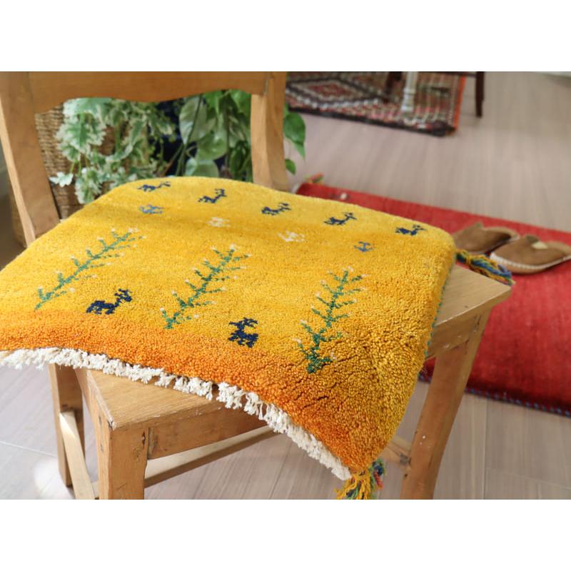 ギャッベ　座布団サイズ 40x41cm イエロー　動物と生命の木　イラン産手織りギャッベ | ブランド登録なし | 02