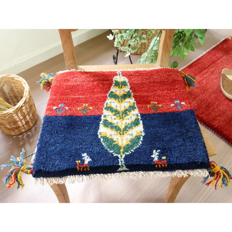 ギャッベ　座布団サイズ 36x41cm 大きなイトスギの木　イラン産手織りギャッベ | ブランド登録なし | 02