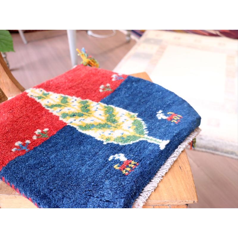 ギャッベ イラン 手織り 座布団サイズ ブルー/レッド 生命の木