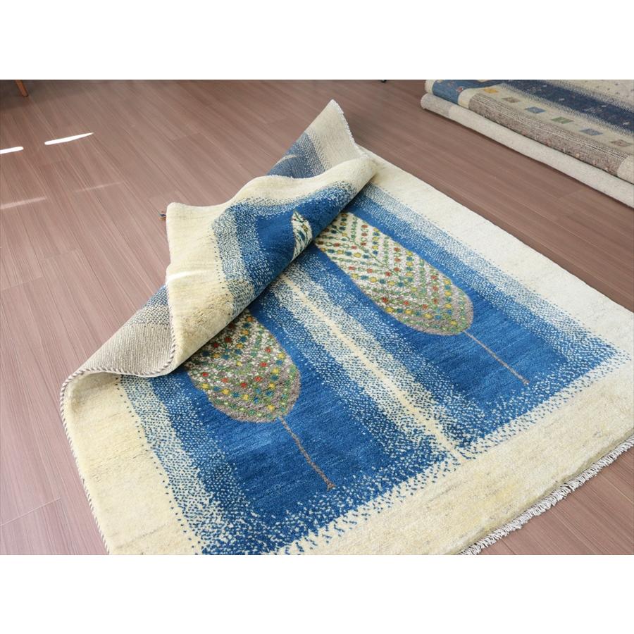 ギャッベ 手織りラグ イラン産絨毯 207x157cm 背の高い２本のイトスギの木 | ブランド登録なし | 07