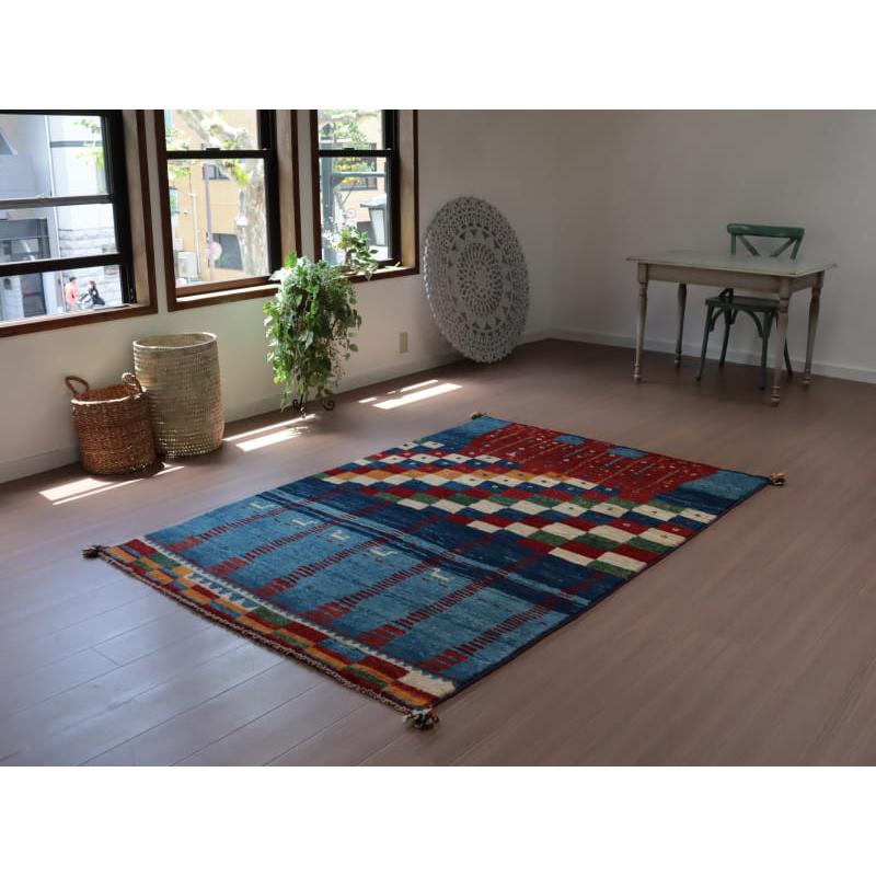 ギャッベ　カシュカイ族の手織りラグ　アマレバフ 212x146cm ブルー　カラフルタイル　 | ブランド登録なし | 01
