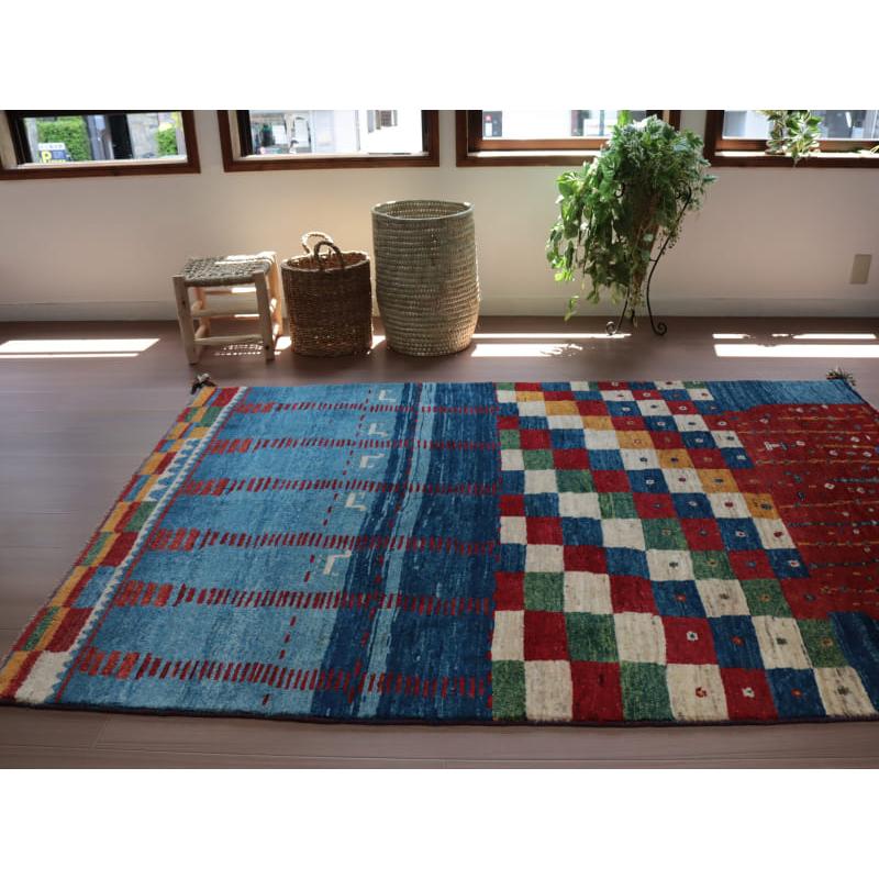 ギャッベ　カシュカイ族の手織りラグ　アマレバフ 212x146cm ブルー　カラフルタイル　 | ブランド登録なし | 04