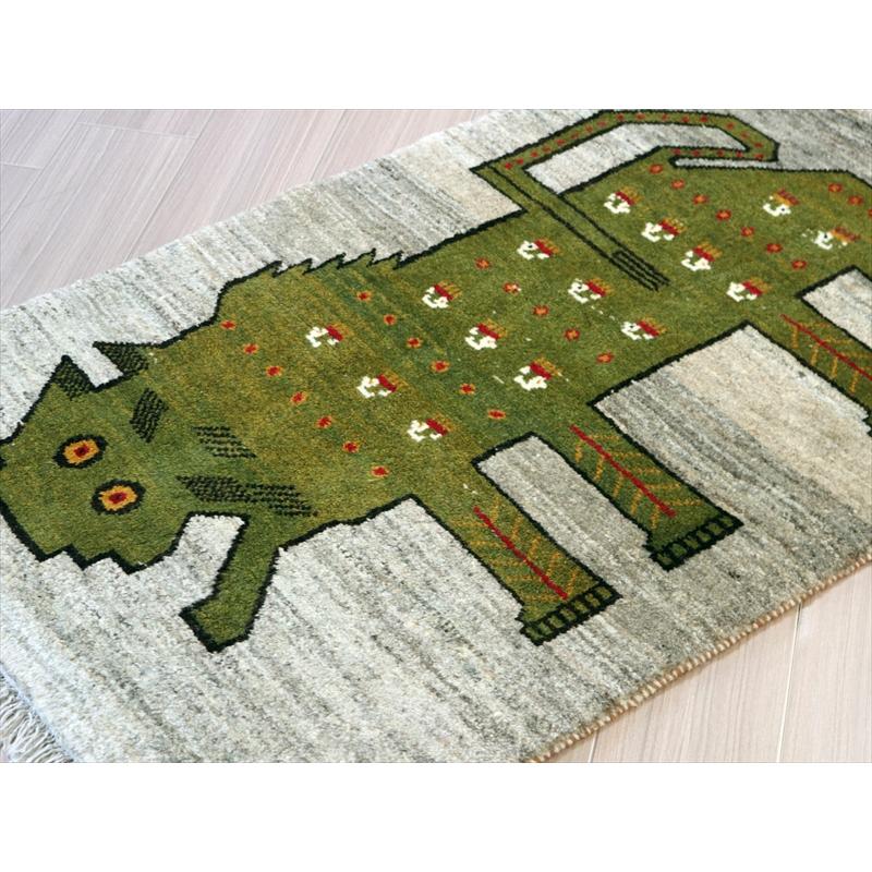 ライオンギャッベ 122x78cm グリーンライオンと動物と生命の木