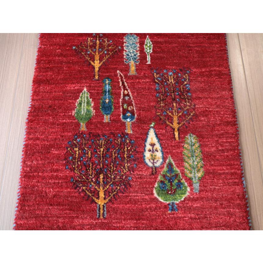 ギャッベ　リズバフト　細かな織り　玄関マット 84×53cm レッド　様々な形の生命の木 |  | 03