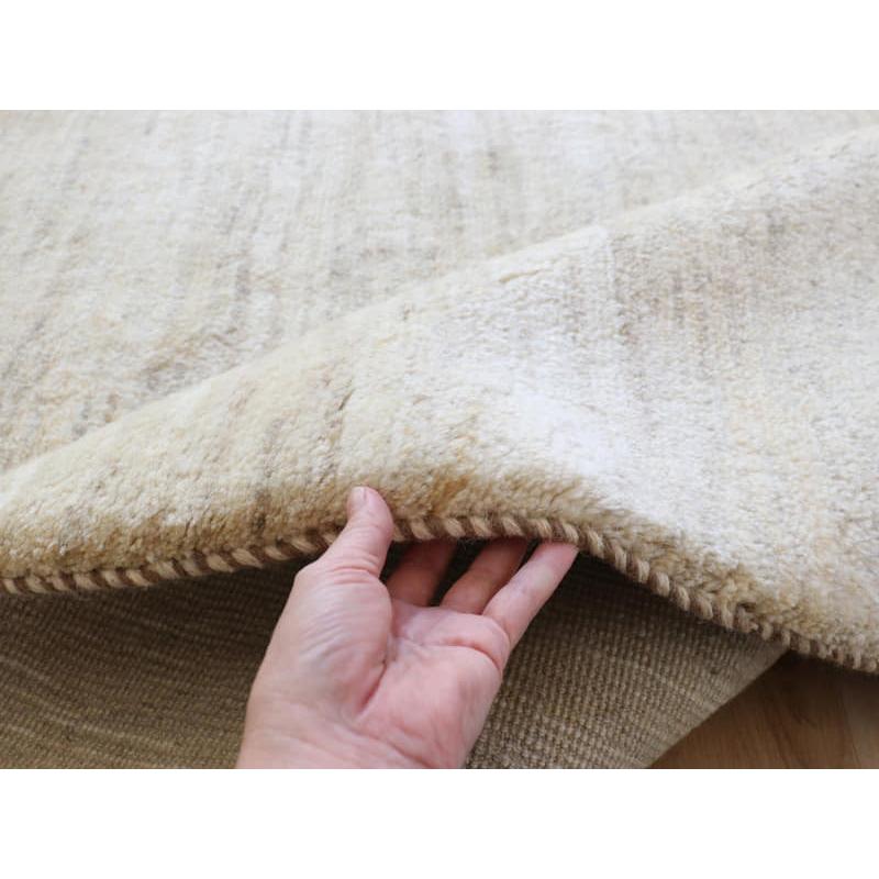 ギャッベ イラン産手織りラグ ふかふか 277x195cm ナチュラル