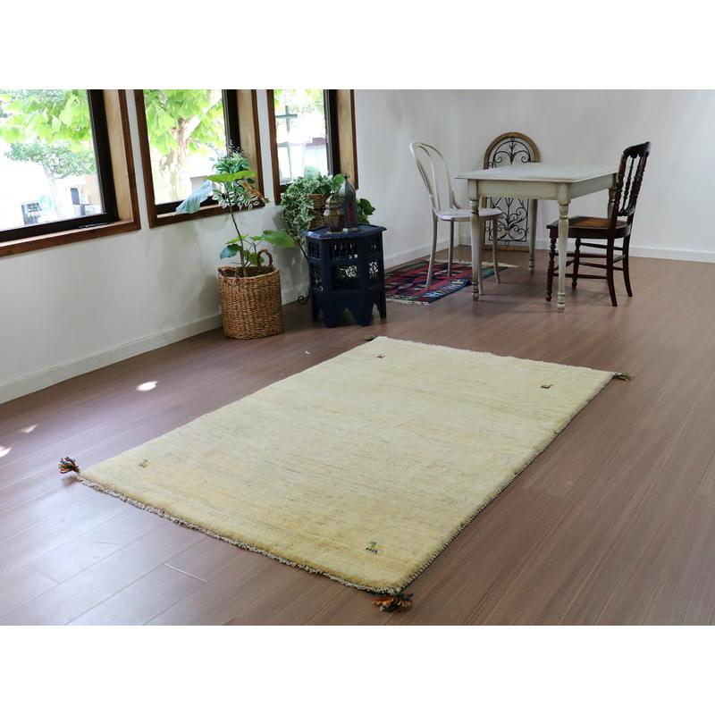 ギャッベ　イラン産手織りラグ 173x120cm アイボリー　無地　シンプル | ブランド登録なし | 01