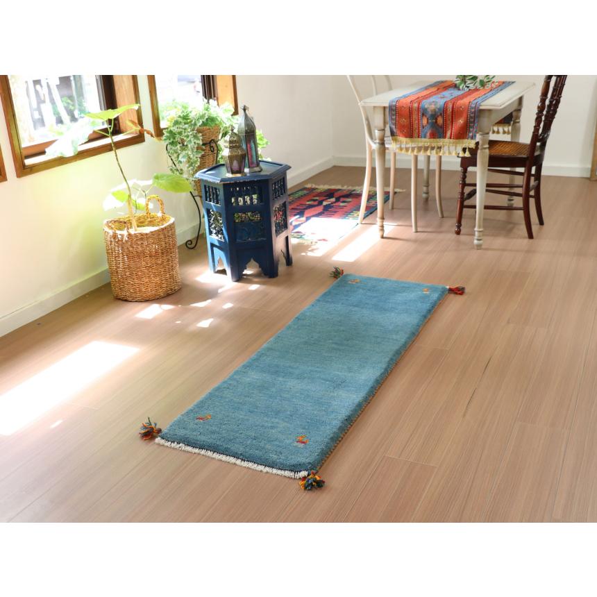 ギャッベ　カシュカイ族の手織りラグ 143×49cm 水色　ライトブルー　シンプル　無地 |  | 01