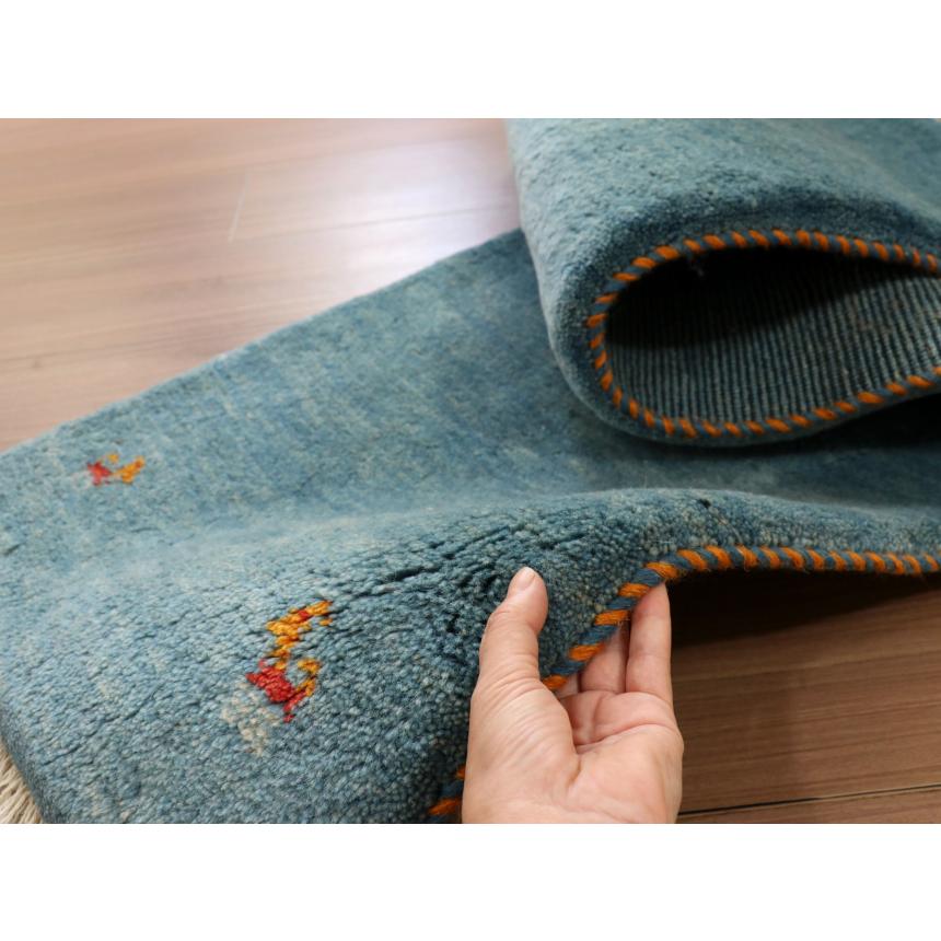 ギャッベ　カシュカイ族の手織りラグ 143×49cm 水色　ライトブルー　シンプル　無地 |  | 06