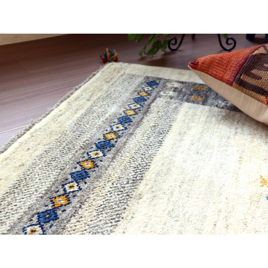 ギャッベ イラン　遊牧民の手織りラグ 120x84cm 無染色のアイボリーとグレー | ブランド登録なし | 08