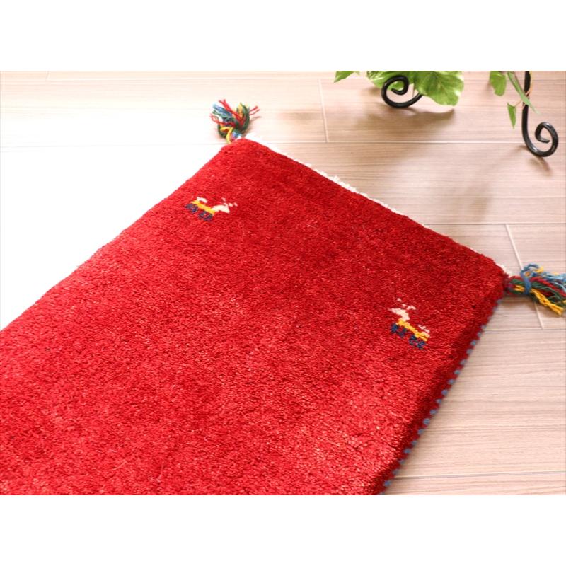 ギャッベ イラン 遊牧民の手織りラグ 118x40cm 無地 レッド シンプル