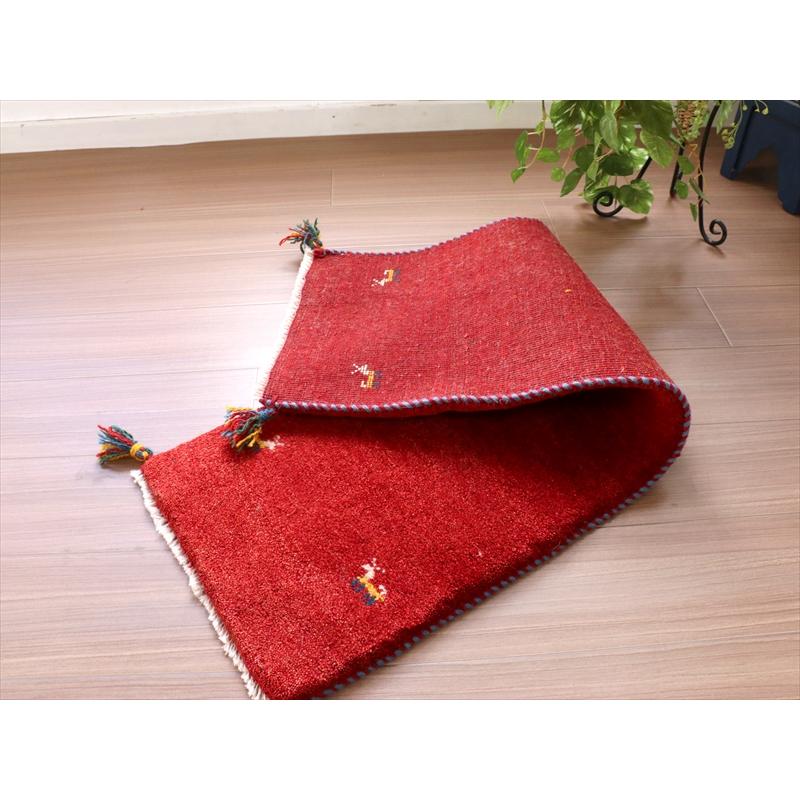 ギャッベ イラン 遊牧民の手織りラグ 118x40cm 無地 レッド シンプル