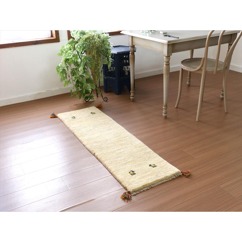 ギャッベ 細長サイズ　手織りラグ　 133x42cm 天然羊毛のアイボリー | ブランド登録なし | 01