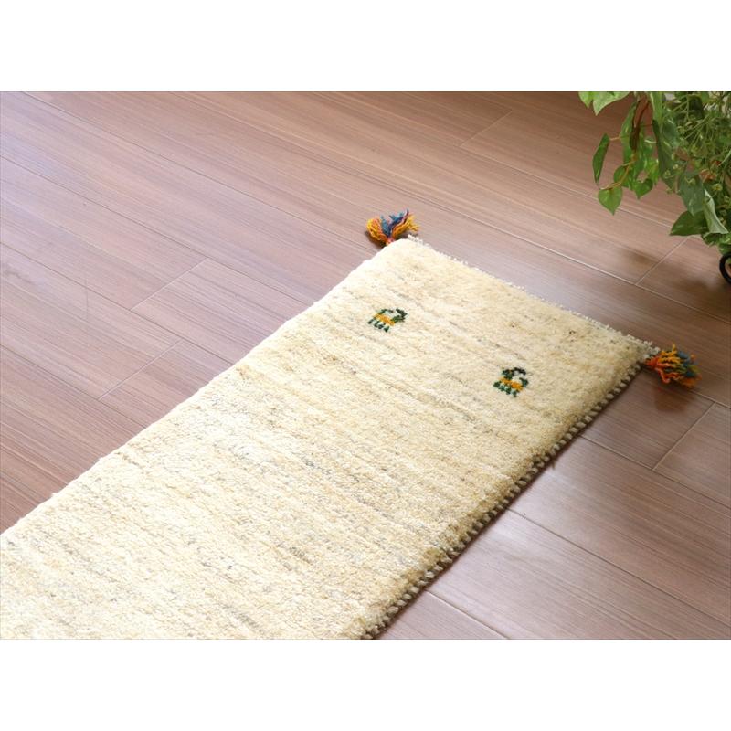 ギャッベ 細長サイズ　手織りラグ　 133x42cm 天然羊毛のアイボリー | ブランド登録なし | 03